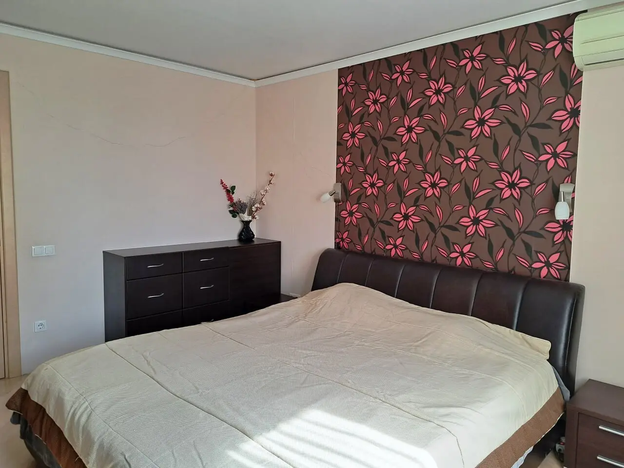 Фото Selling a 4-room apartment, 98 sq.m., Darnytskyi Boulevard 10А Kyiv, price: 119000 $, code 1561