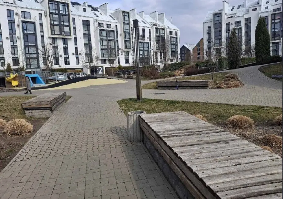 Фото Продаю 4-комнатную квартиру, 110 кв. м, Юбилейный пер.  Білогородка, цена: 110000 $, код 1563