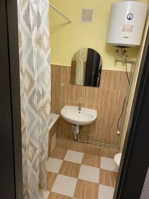 Фото Продаю 1-комнатную квартиру, 47 кв. м, Урловская ул. 23 Киев, цена: 75000 $, код 1567