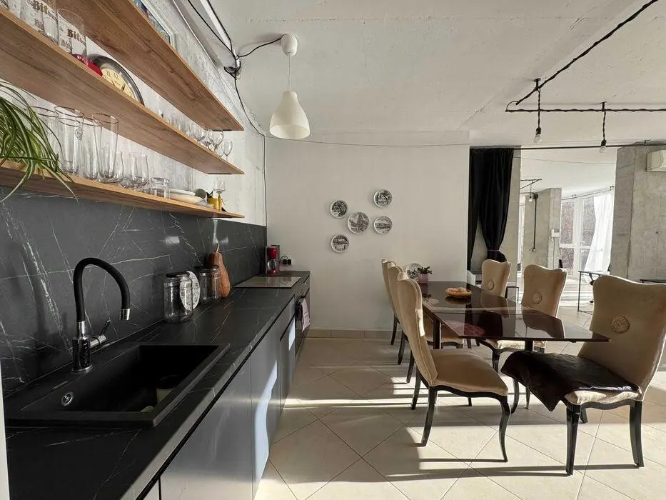 Фото Rent an office, Urlivska Street 11/44 Kyiv for long-term rent, price: 49800 грн, code 1573