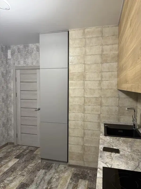 Фото Selling a 2-room apartment, 66 sq.m., Kharkivske Road 182 Kyiv, price: 120000 $, code 1580