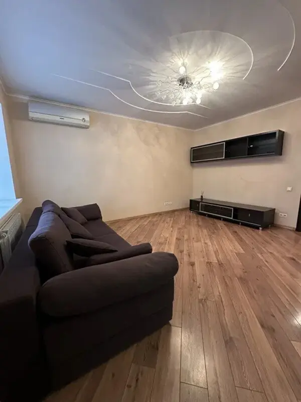 Фото Selling a 3-room apartment, 101 sq.m., Dragomanova Street 31б Kyiv, price: 149000 $, code 1583
