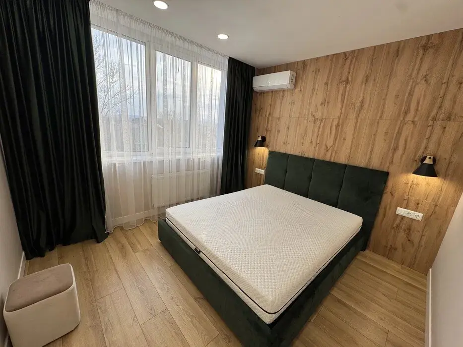 Фото Продаю 1 кімнатну квартиру, 53 кв. м, Алімпія Галика вул. 75 Київ, ціна: 110000 $, код 1585