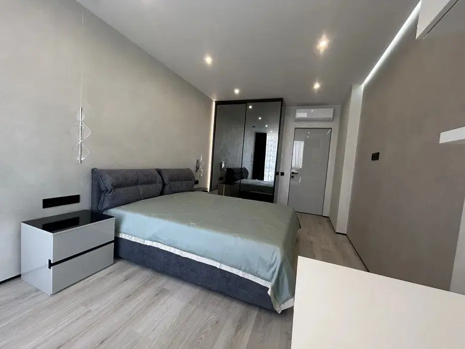 Фото Продаю 2-комнатную квартиру, 71 кв. м, Причальная ул.  Киев, цена: 185000 $, код 1586