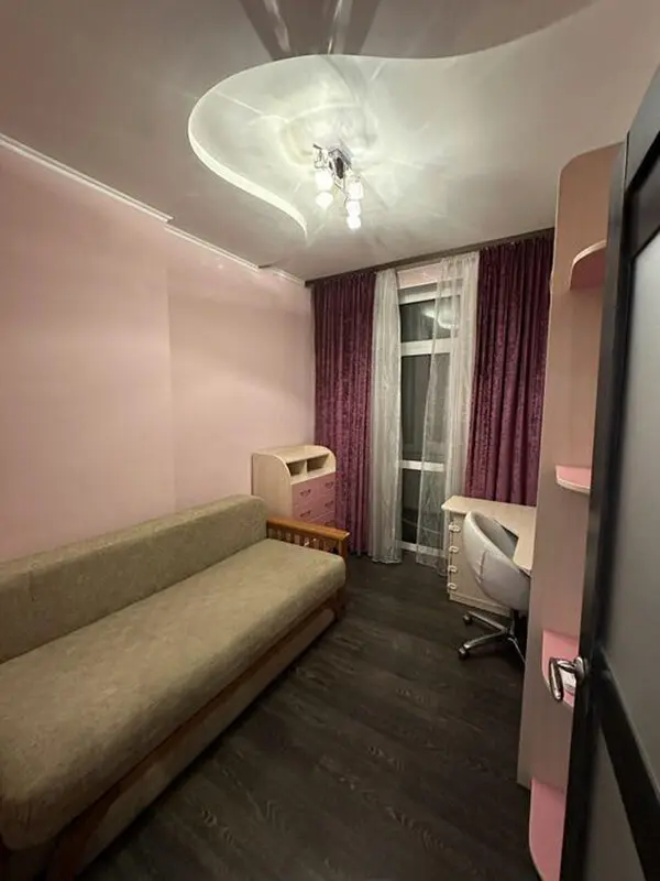 Фото Зняти 2 кімнатну квартиру, Микільсько-Слобідська вул.  Київ в довгострокову оренду, ціна: 23000 грн, код 1599