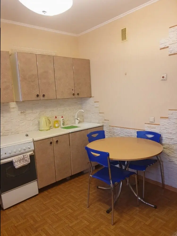 Фото Продаю 1 кімнатну квартиру, 44 кв. м, Вишняківська вул. 19/19 Київ, ціна: 64999 $, код 1600