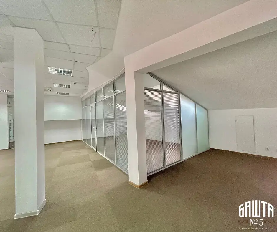 Фото Арендовать офис, Печерский спуск 22 Киев в долгосрочную аренду, цена: 49800 грн, код 1609