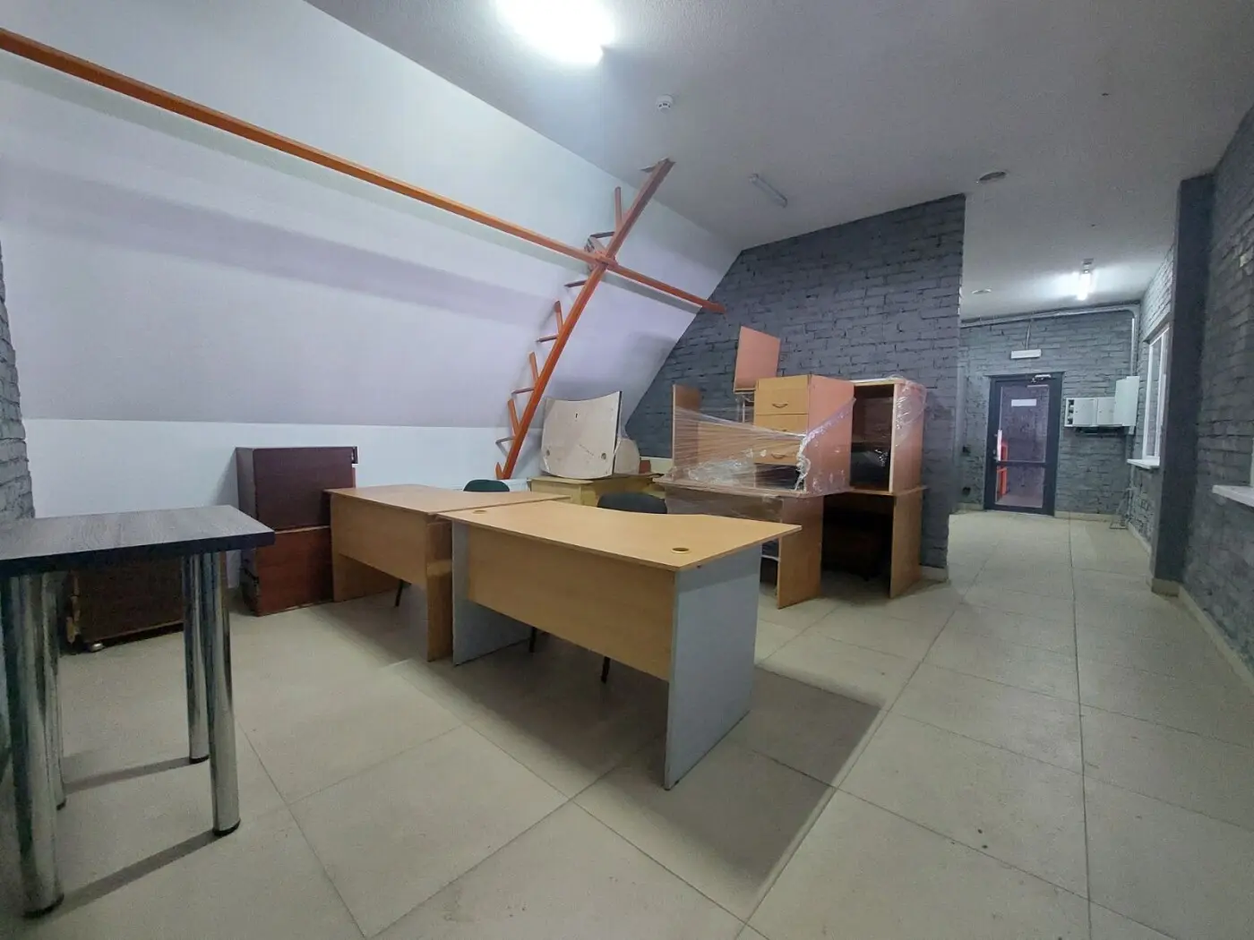 Фото Rent an office, Malynska Street 1 Kyiv for long-term rent, price: 30060 грн, code 1619