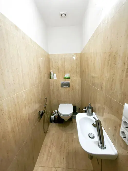 Фото Продаю 2 кімнатну квартиру, 62 кв. м, Драгоманова вул. 6 Київ, ціна: 83000 $, код 1625