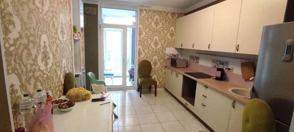 Фото Selling a 3-room apartment, 88 sq.m., Reheneratorna Street  Kyiv, price: 135000 $, code 1633