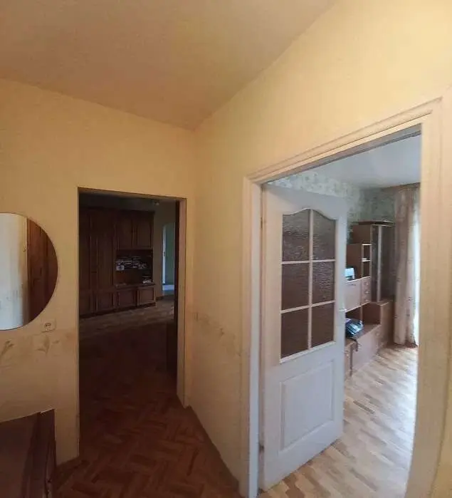 Фото Selling a 4-room apartment, 103 sq.m., Revutskoho Street  Kyiv, price: 105000 $, code 1638