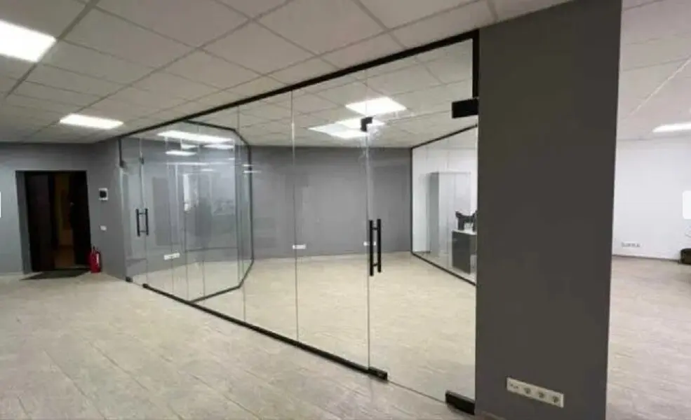 Фото Rent an office, Holosiivskyi Avenue (40-richchia Zhovtnia Avenue) 132 Kyiv for long-term rent, price: 66400 грн, code 1639