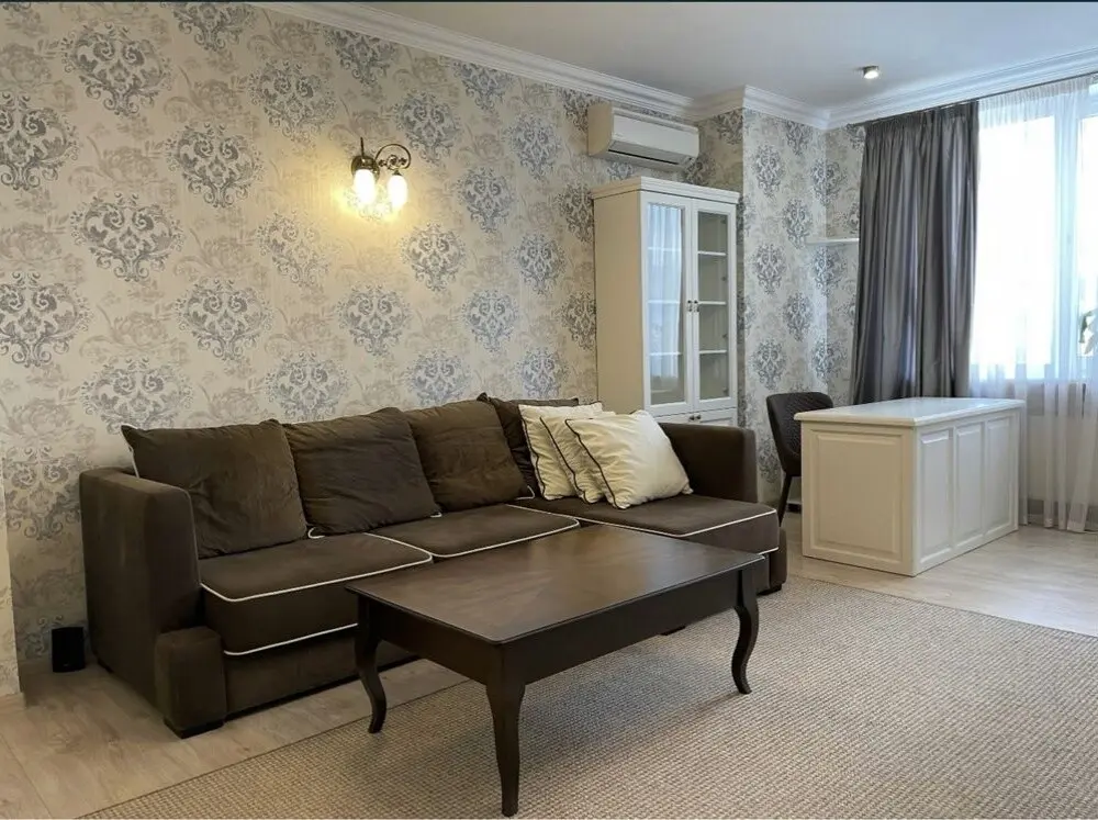 Фото Selling a 3-room apartment, 115 sq.m., Pavla Tychyny Avenue 1в Kyiv, price: 180000 $, code 1644