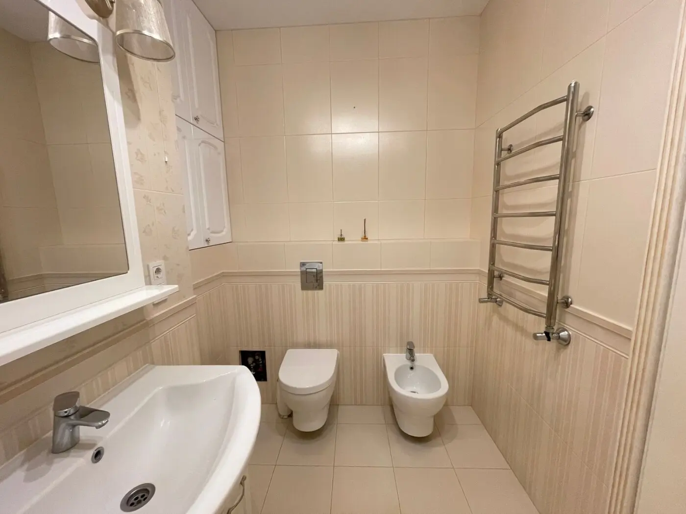Фото Selling a 3-room apartment, 115 sq.m., Pavla Tychyny Avenue 1в Kyiv, price: 180000 $, code 1644