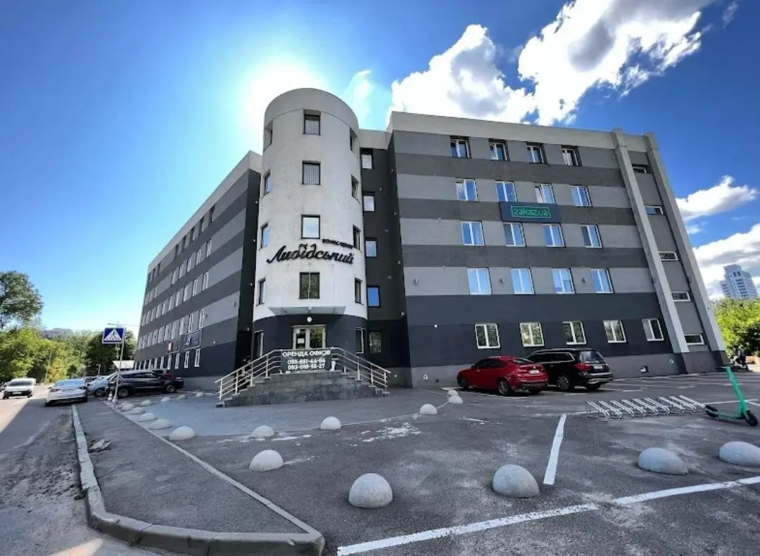 Фото Арендовать офис, Железнодорожное шоссе 2а к1 Киев в долгосрочную аренду, цена: 8000 грн, код 1645