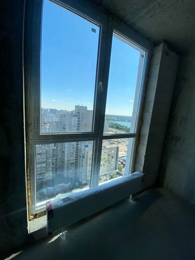 Фото Продаю 1 кімнатну квартиру, 42 кв. м, Ревуцького вул. 40 Київ, ціна: 64000 $, код 1651