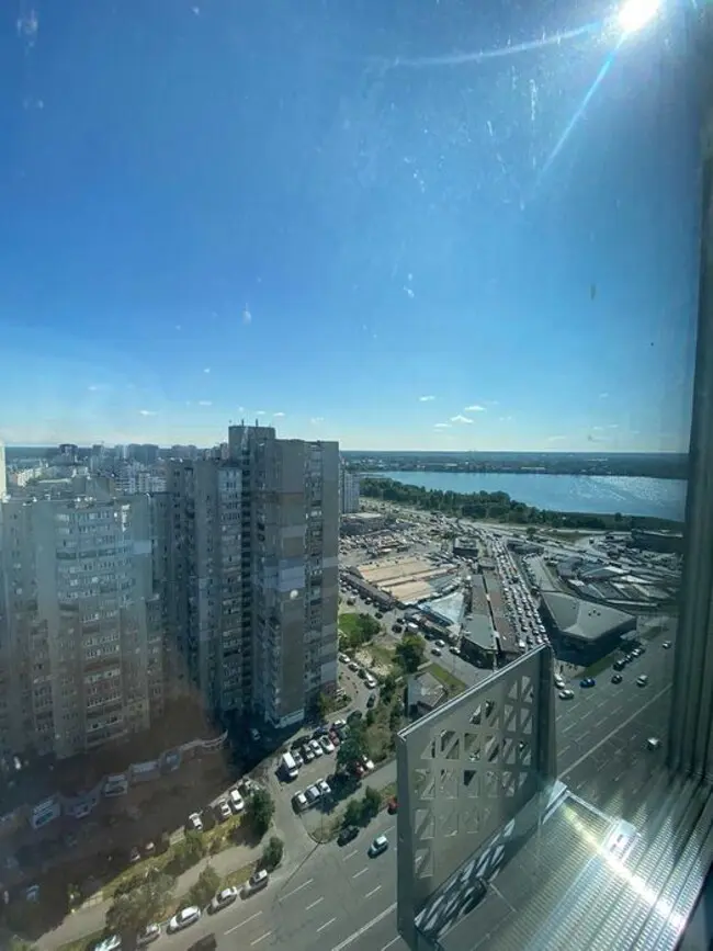 Фото Продаю 1 кімнатну квартиру, 42 кв. м, Ревуцького вул. 40 Київ, ціна: 64000 $, код 1651