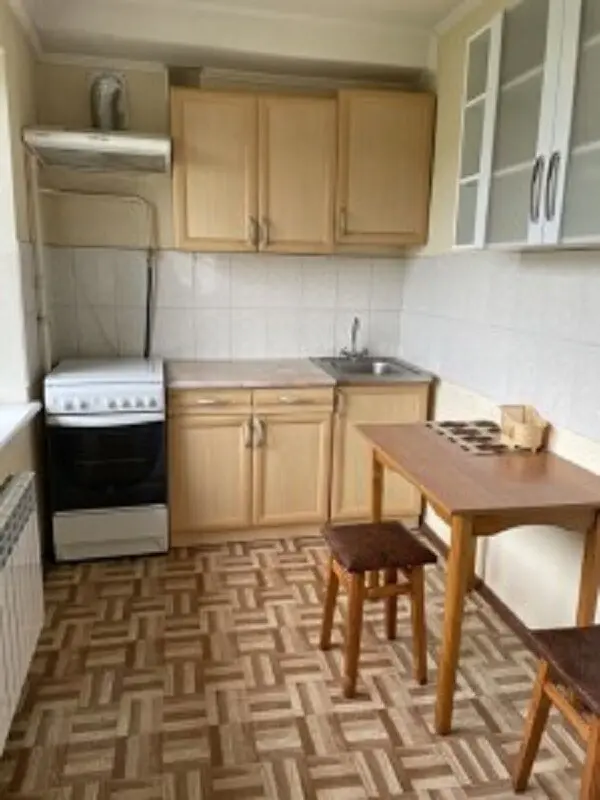 Фото Selling a 2-room apartment, 45 sq.m., Budivelnykiv Street 16 Kyiv, price: 55000 $, code 1680