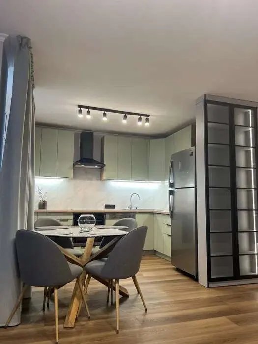 Фото Продаю 1-комнатную квартиру, 43 кв. м, Урловская ул. 23 Киев, цена: 90000 $, код 1682