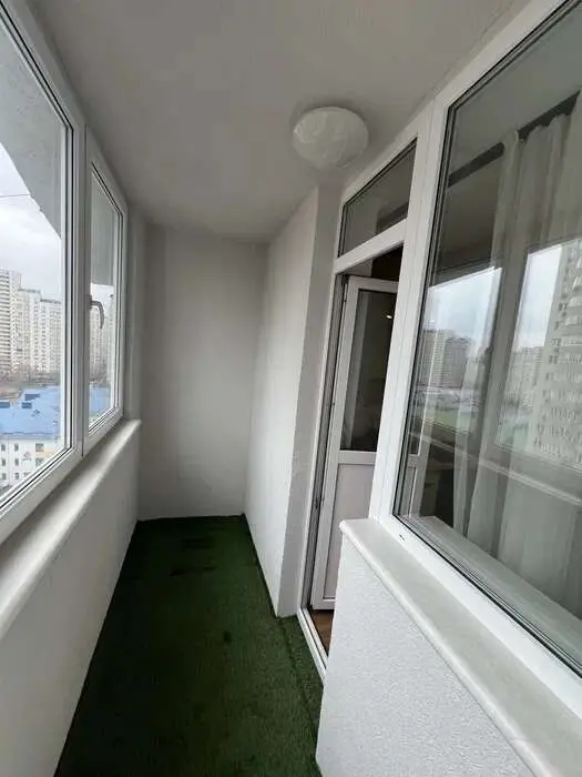 Фото Продаю 1-комнатную квартиру, 43 кв. м, Урловская ул. 23 Киев, цена: 90000 $, код 1682