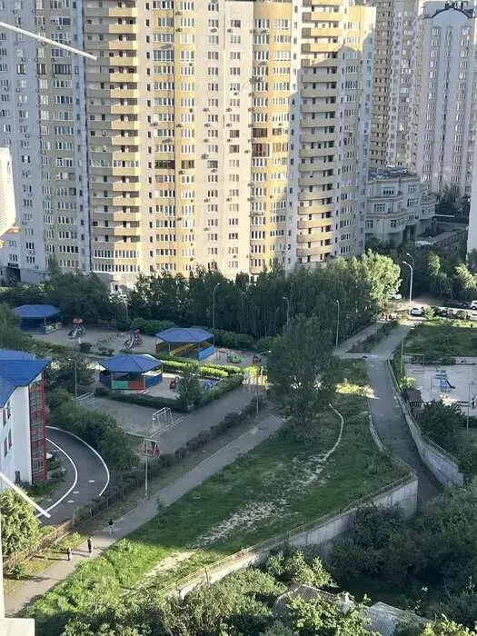 Фото Продаю 1-комнатную квартиру, 43 кв. м, Урловская ул. 23 Киев, цена: 90000 $, код 1682