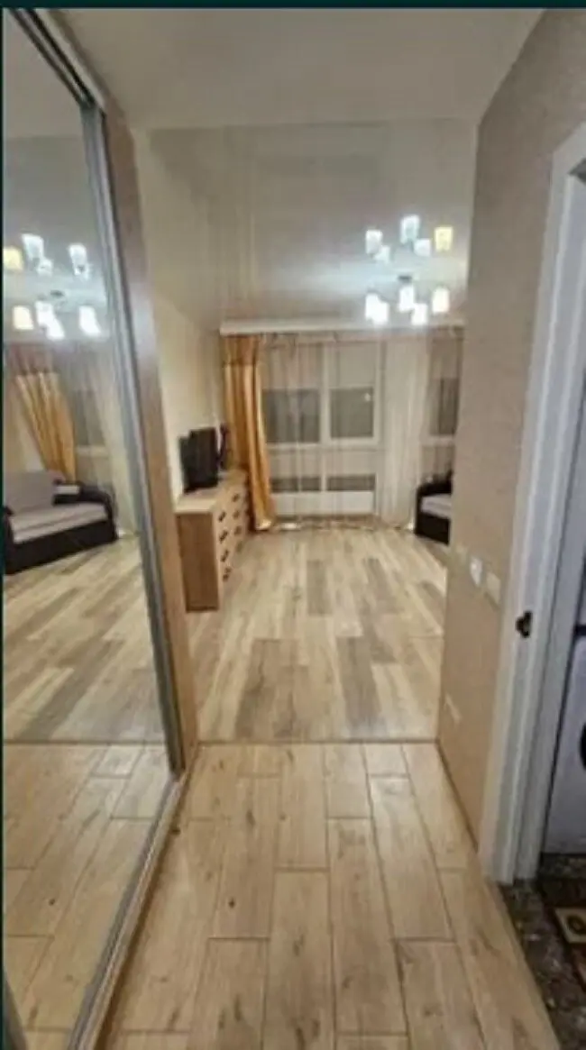 Фото Selling a 1-room apartment, 33 sq.m., Mykhaila Velychka street 10б Bilohorodka, price: 45000 $, code 1683
