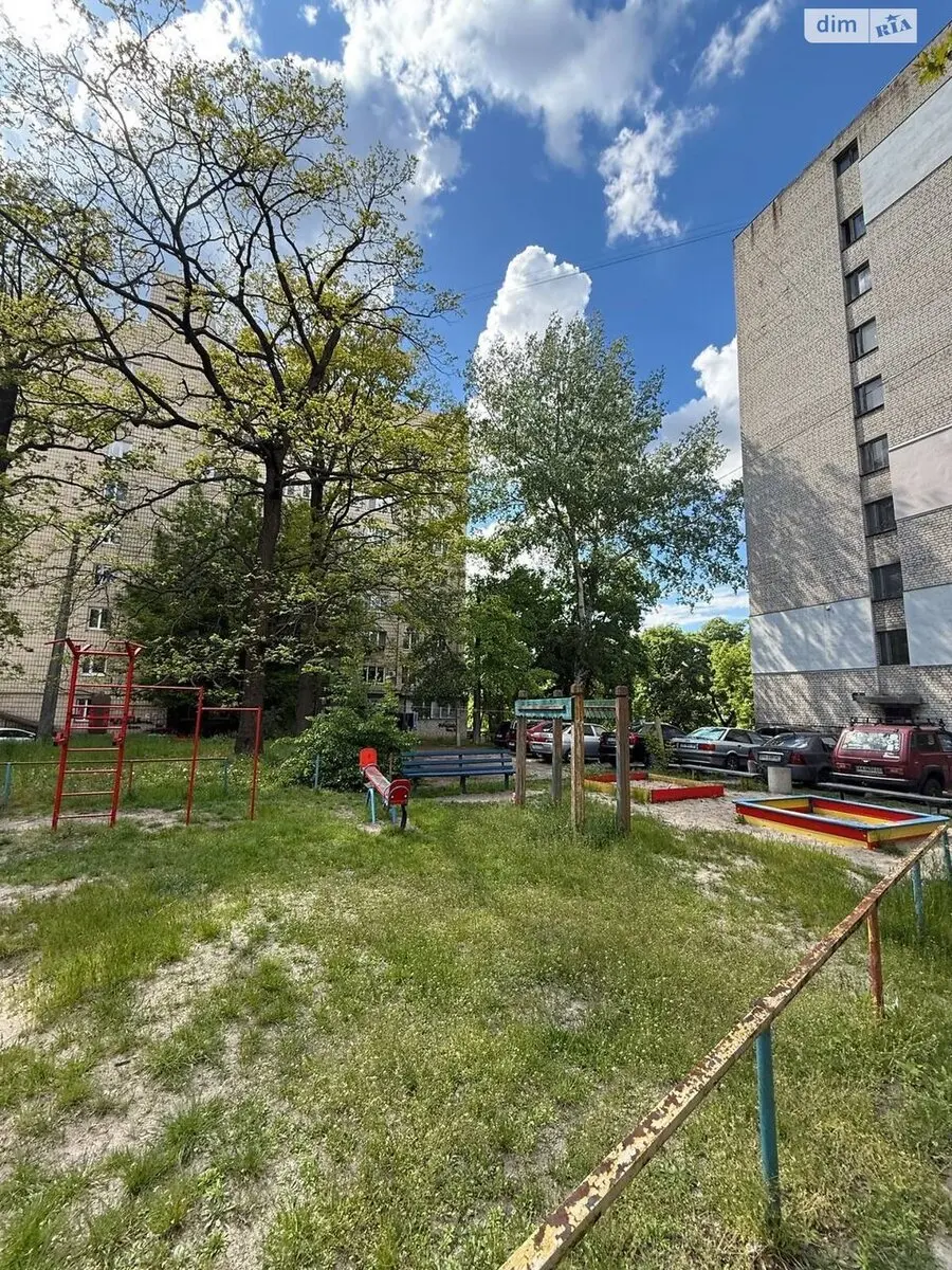 Фото Продаю 1 кімнатну квартиру, 20 кв. м, Верховинна вул. 81 Київ, ціна: 39999 $, код 1711