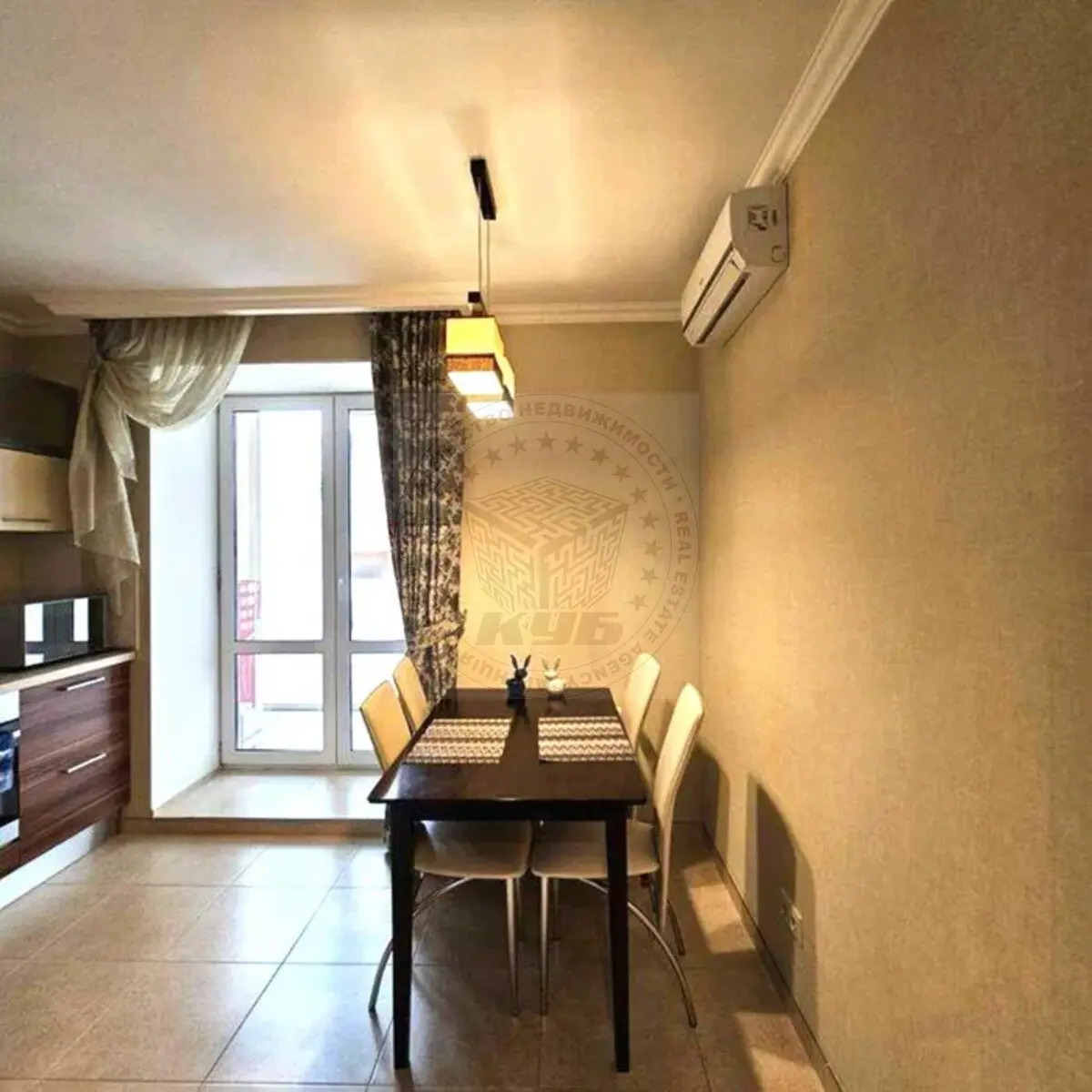Фото Selling a 1-room apartment, 50 sq.m., Harmatna Street 18 Kyiv, price: 97000 $, code 1713