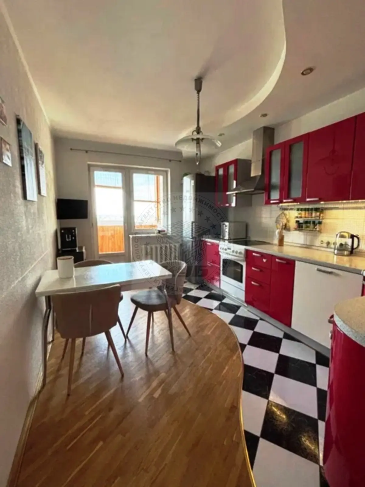 Фото Selling a 2-room apartment, 74 sq.m., Smilianska Street  Kyiv, price: 110000 $, code 1714