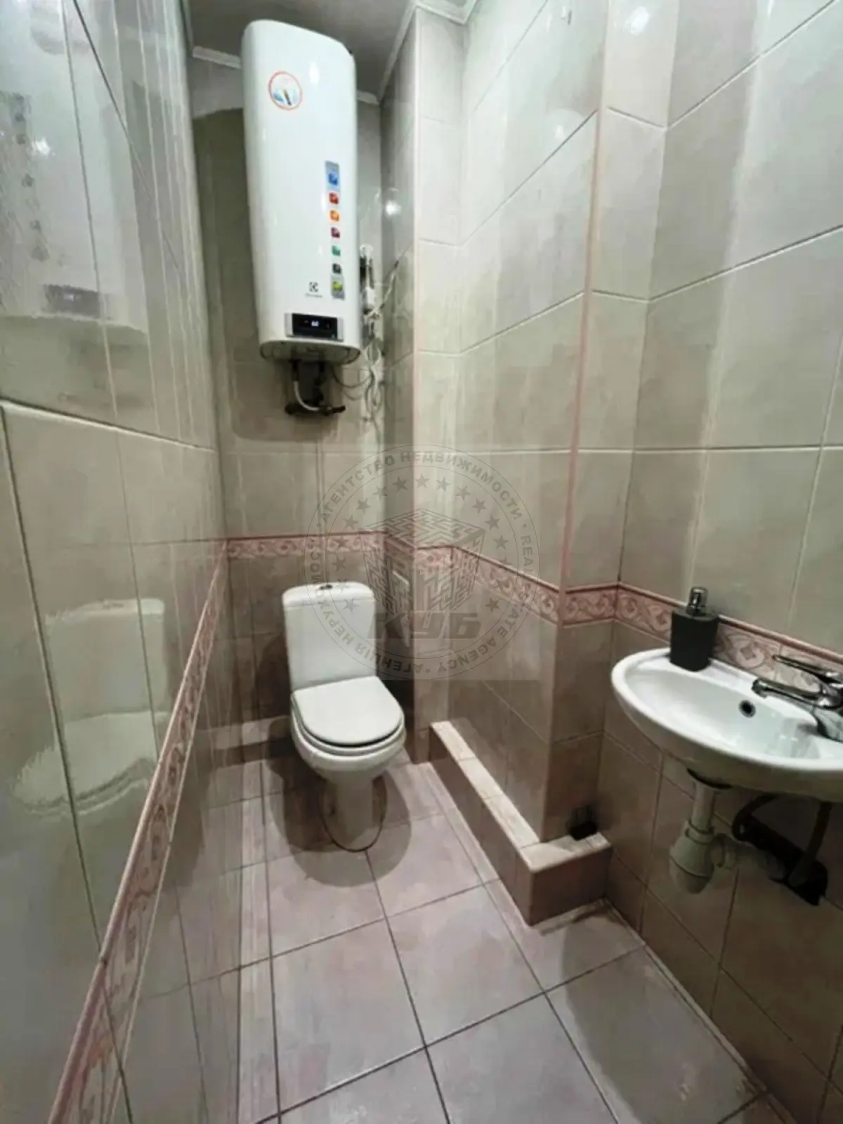 Фото Selling a 2-room apartment, 74 sq.m., Smilianska Street  Kyiv, price: 110000 $, code 1714