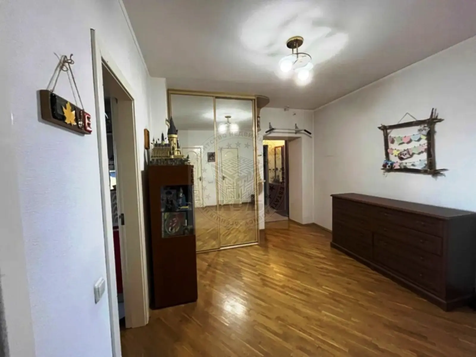 Фото Selling a 2-room apartment, 74 sq.m., Smilianska Street  Kyiv, price: 110000 $, code 1714