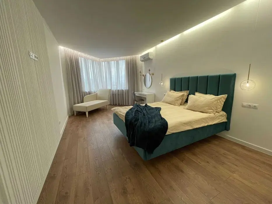 Фото Selling a 4-room apartment, 142 sq.m., Kniazhyi Zaton Street 21 Kyiv, price: 267000 $, code 1730
