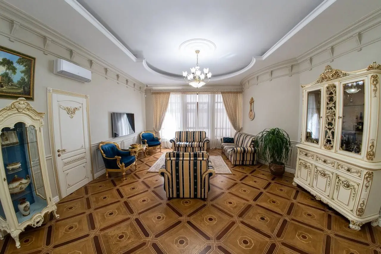 Фото Продаю будинок, 650 кв. м, Аркадіївський пров. 9 Одеса, ціна: 3000000 $, код 1733