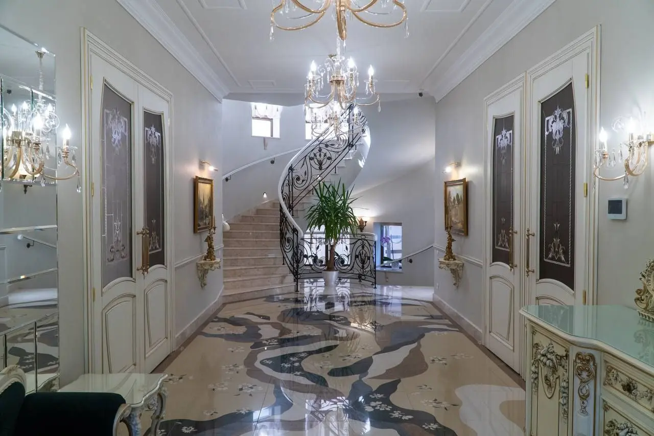 Фото Продаю будинок, 650 кв. м, Аркадіївський пров. 9 Одеса, ціна: 3000000 $, код 1733
