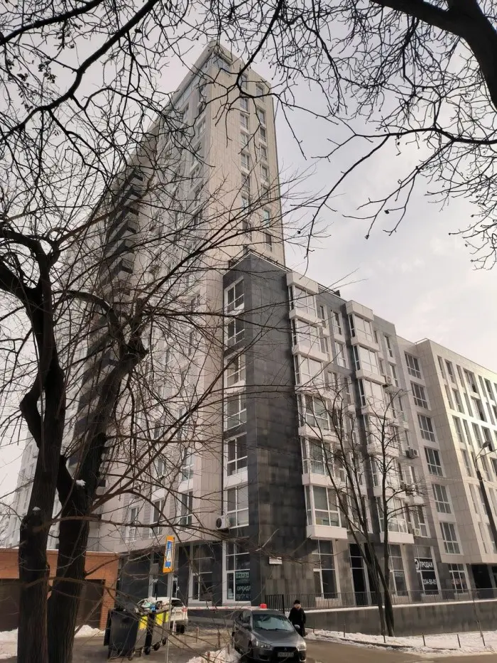 Фото Rent a 3-room apartment, Leiptsyhska Street 13 Kyiv for long-term rent, price: 3800 $, code 1739