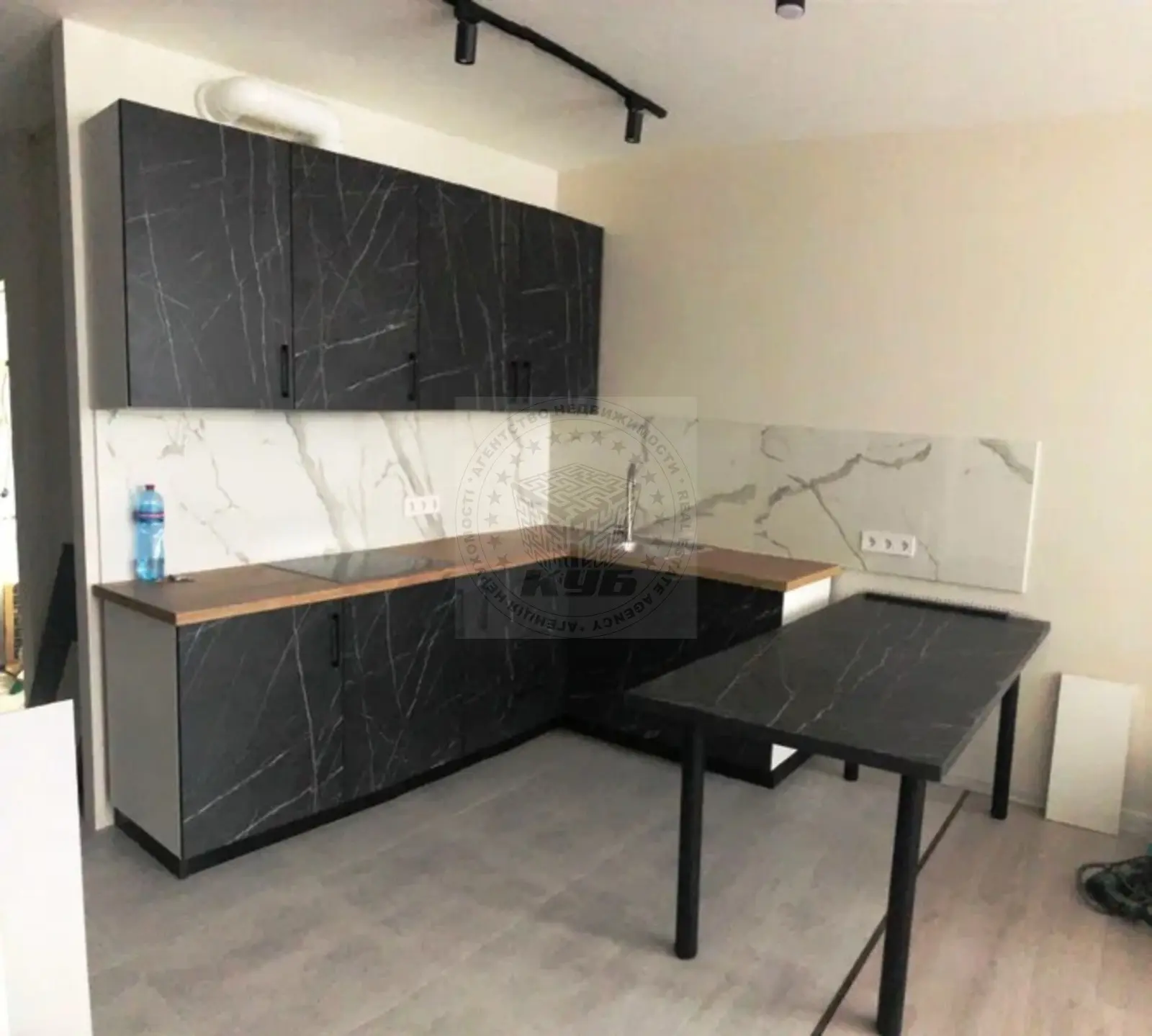 Фото Продаю 1 кімнатну квартиру, 35 кв. м, Новопольова вул. 2 Київ, ціна: 80000 $, код 1742