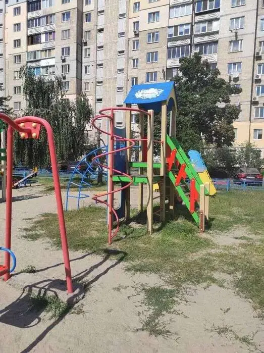 Фото Продаю 3 кімнатну квартиру, 72 кв. м, Тростянецька вул. 8 Київ, ціна: 73000 $, код 1768