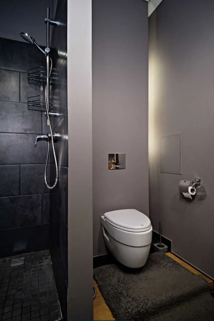 Фото Rent a 1-room apartment, Zhukovskoho Street 10 Odesa for long-term rent, price: 1400 $, code 1777