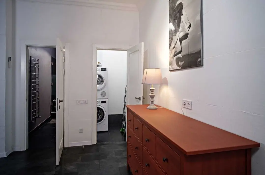 Фото Rent a 1-room apartment, Zhukovskoho Street 10 Odesa for long-term rent, price: 1400 $, code 1777