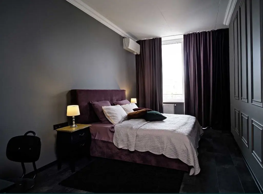 Фото Rent a 1-room apartment, Zhukovskoho Street 10 Odesa for long-term rent, price: 1400 $, code 1777