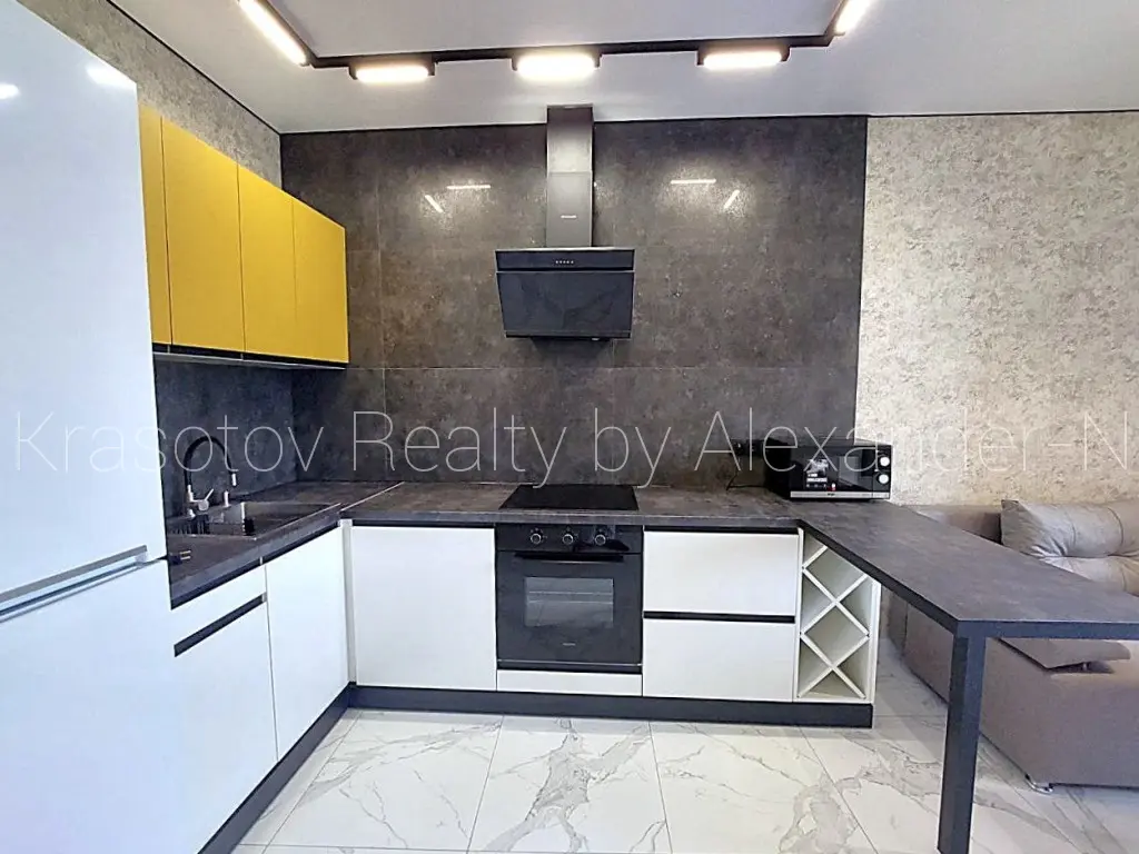 Фото Зняти 1 кімнатну квартиру, Генуезька вул. 1 к1 Одеса в довгострокову оренду, ціна: 700 $, код 1779