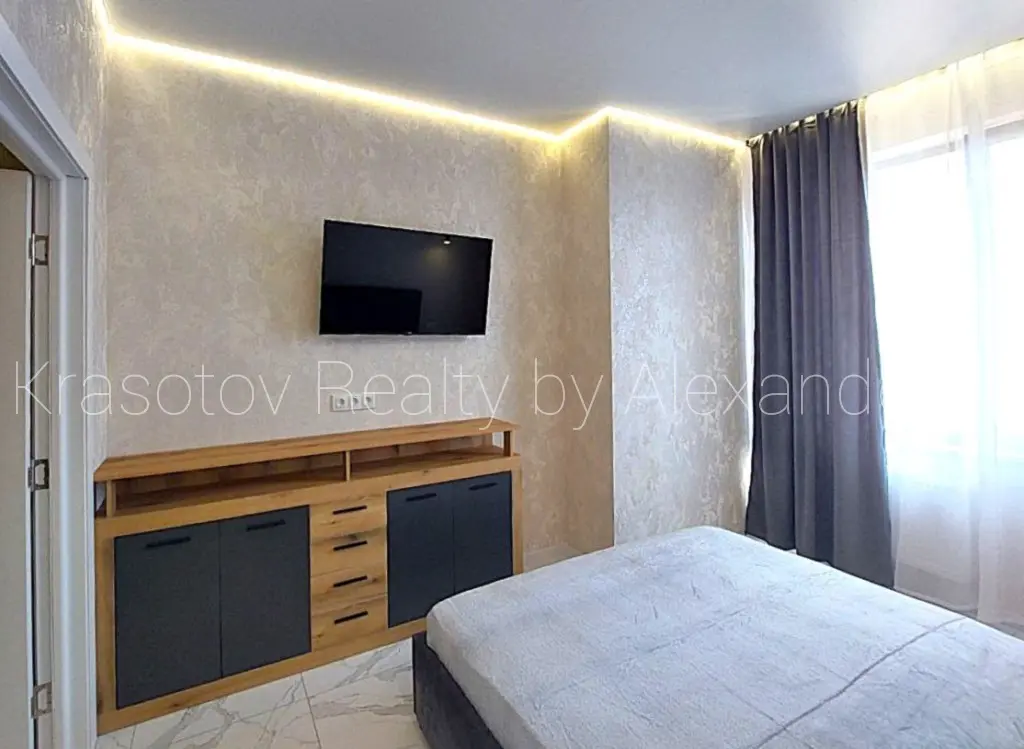 Фото Зняти 1 кімнатну квартиру, Генуезька вул. 1 к1 Одеса в довгострокову оренду, ціна: 700 $, код 1779