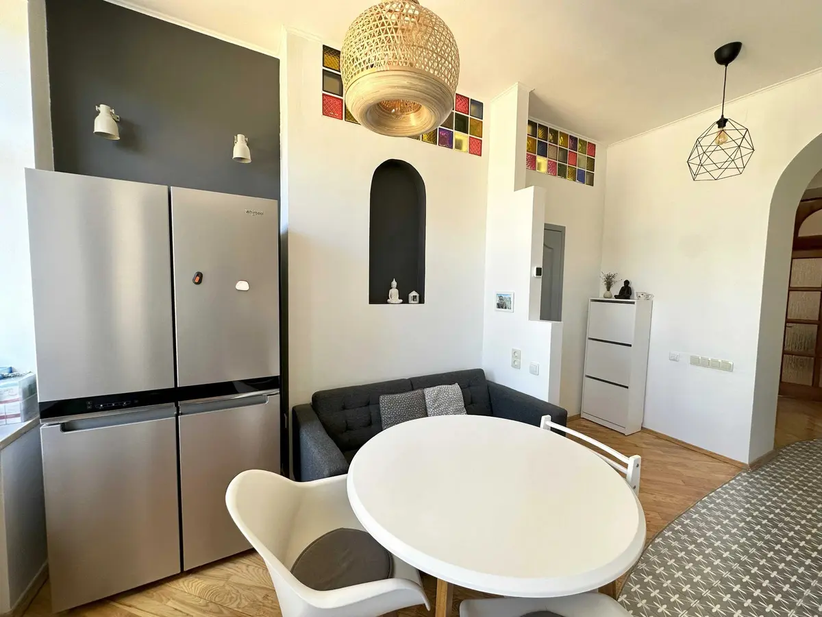 Фото Selling a 4-room apartment, 110 sq.m., Aviakonstruktora Antonova Street  Kyiv, price: 125000 $, code 1802