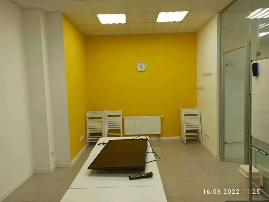 Фото Rent an office, Oleksandrivska Street 1 Kyiv for long-term rent, price: 60000 грн, code 1835