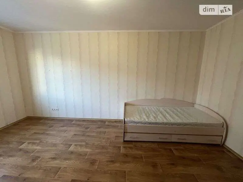 Фото Зняти 1 кімнатну квартиру, Здолбунівська вул. 13 Київ в довгострокову оренду, ціна: 15000 грн, код 1839