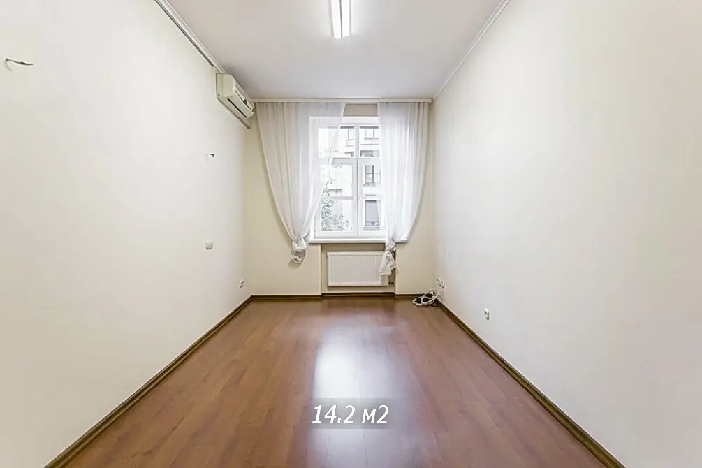 Фото Арендовать офис, Олеся Гончара ул. 26 Киев в долгосрочную аренду, цена: 67200 UAH, код 1859