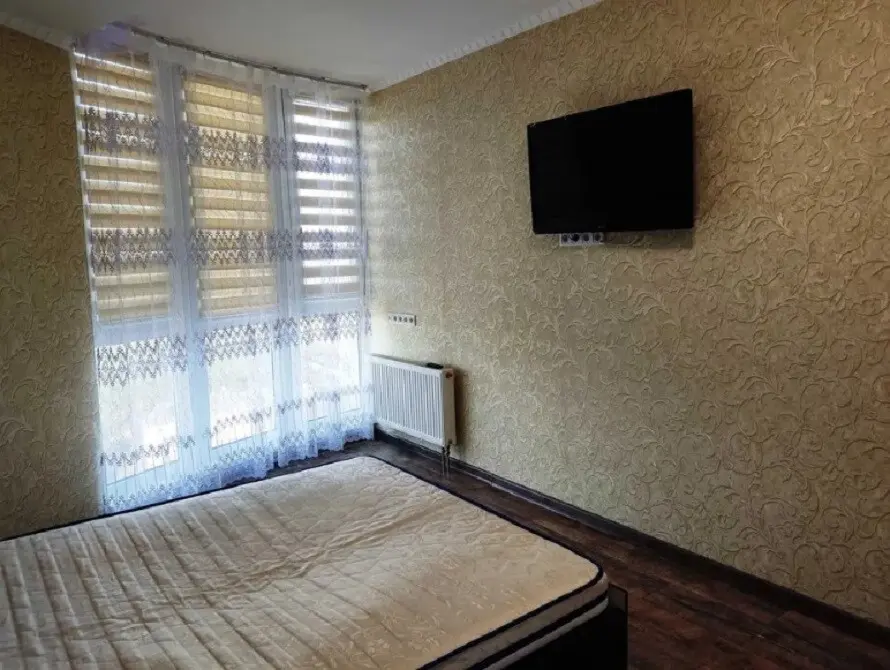 Фото Rent a 1-room apartment, Svitla Street 3 Kyiv for long-term rent, price: 15000 грн, code 1868