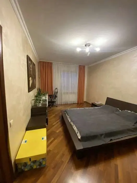 Фото Selling a 3-room apartment, 90 sq.m., Dragomanova Street 31 Kyiv, price: 105000 $, code 1883