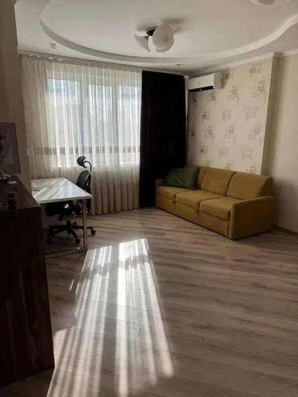 Фото Зняти 1 кімнатну квартиру, Ревуцького вул. 9 Київ в довгострокову оренду, ціна: 23000 грн, код 1889
