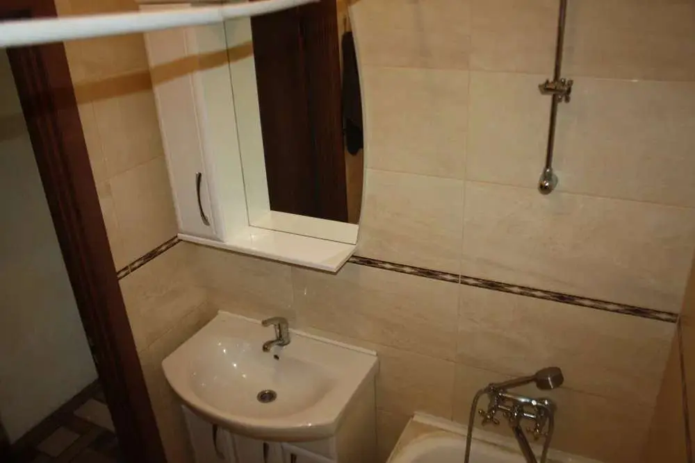 Фото Продаю 2 кімнатну квартиру, 49 кв. м, Дружби Народів бульв. 18/7 Київ, ціна: 90000 $, код 1895